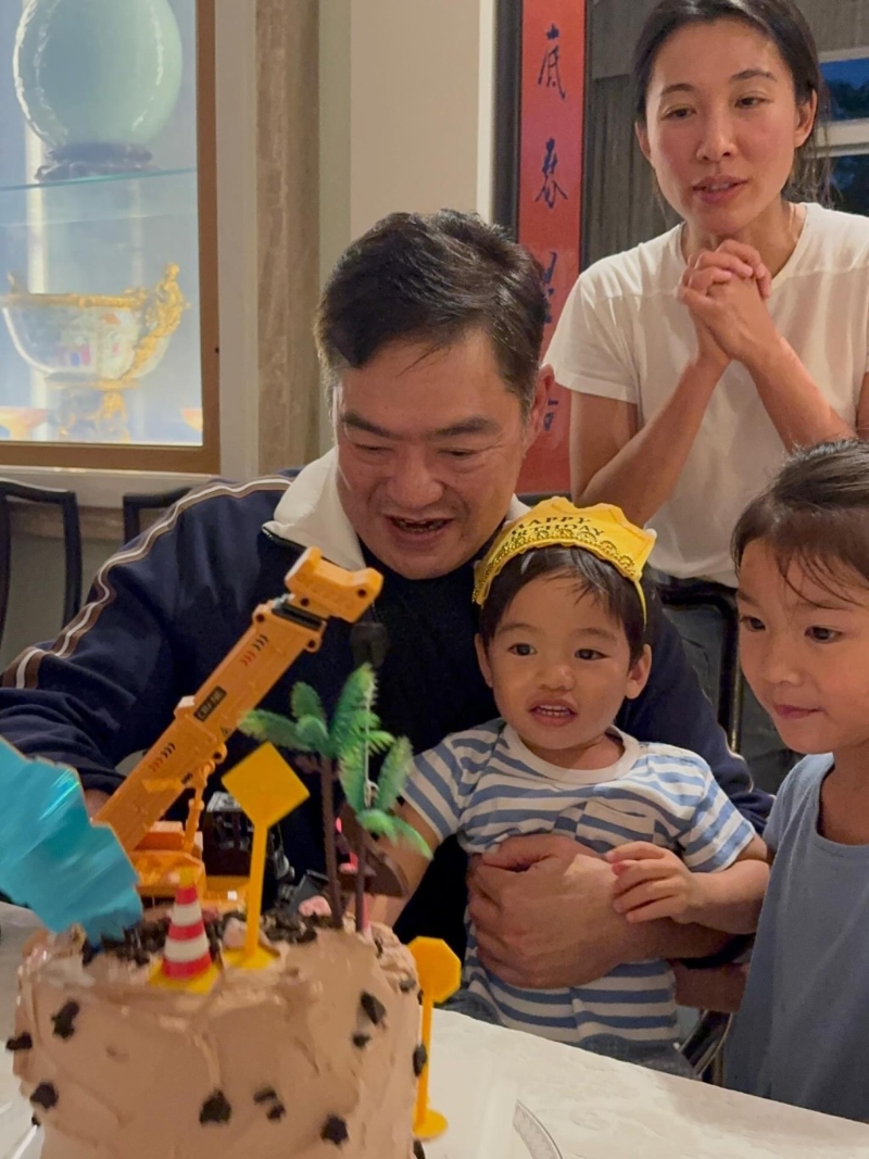 李美慧为儿子举行2岁生日，令豪宅内貌进一步曝光。3